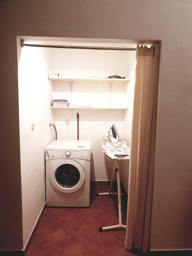 Apartments Petrovic 피로바츠 외부 사진